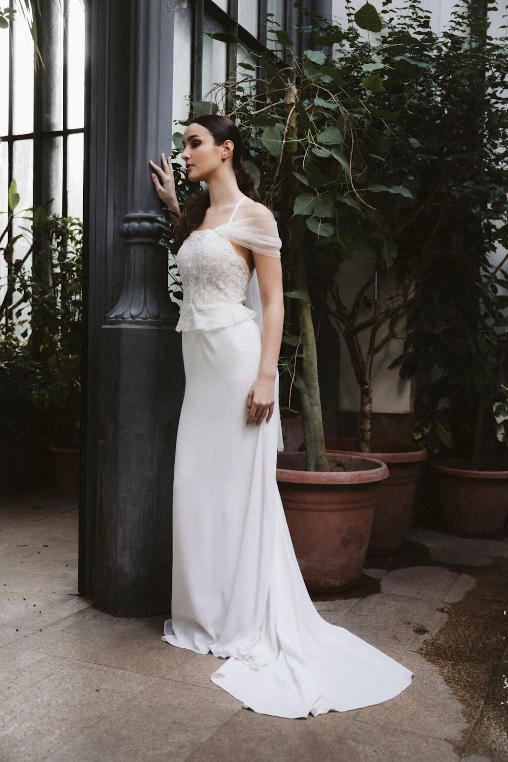 Balint Sara Botanica menyasszonyi ruha kollekcio 2024 Amarilis egyrészes esküvői ruha