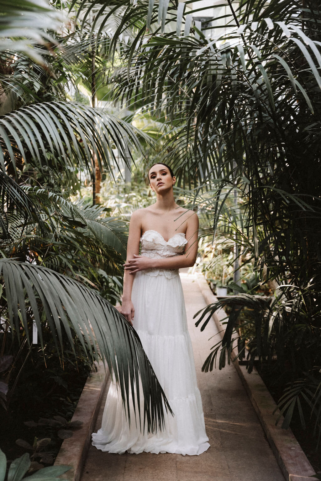 Balint Sara Botanica menyasszonyi ruha kollekcio 2024 Calla bohem szoknyaval